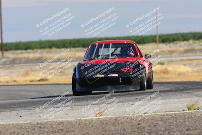 media/Jun-04-2022-CalClub SCCA (Sat) [[1984f7cb40]]/Group 1/Qualifying (Sweeper)/